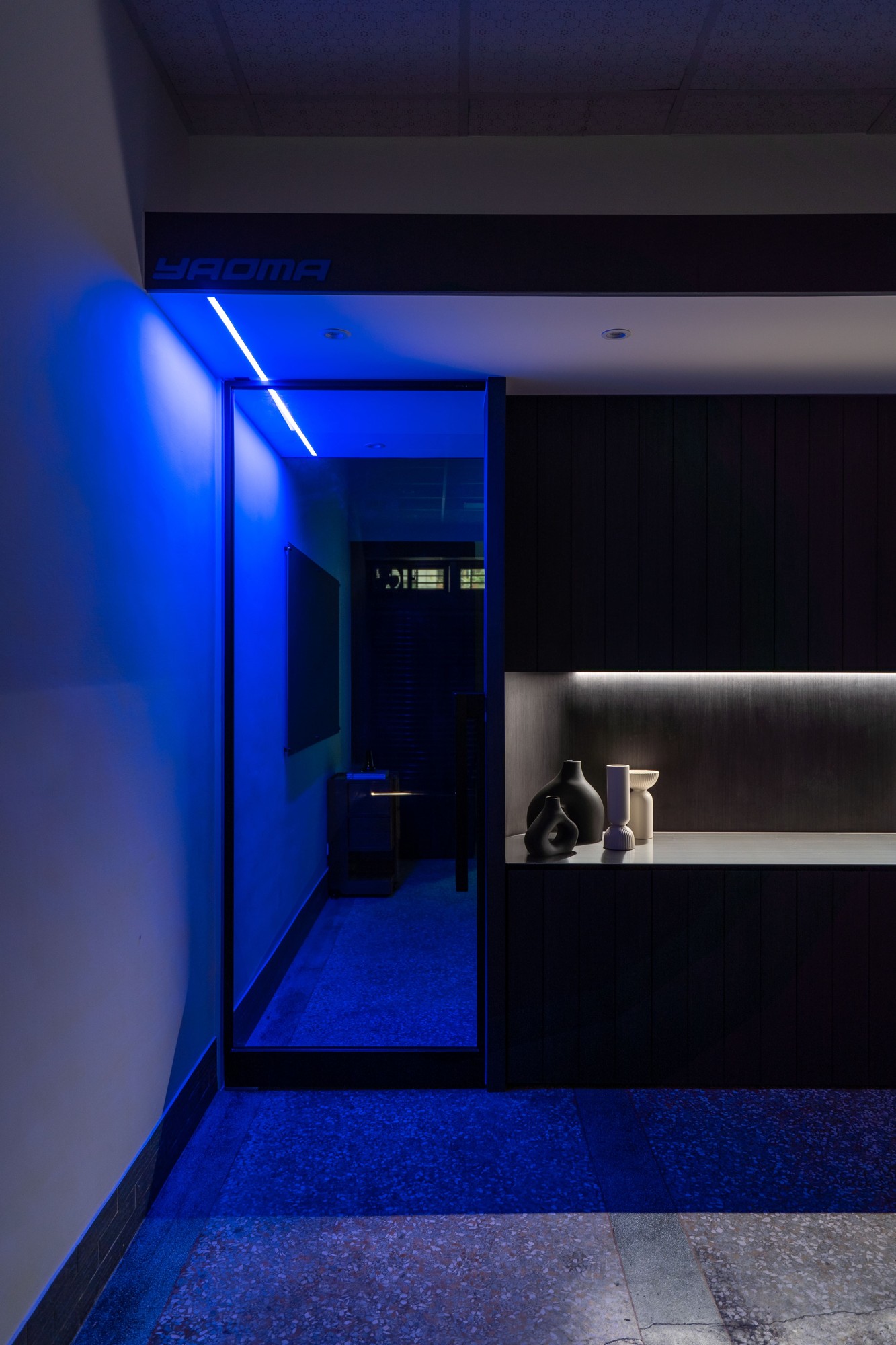 006 YAOMA Office — 03