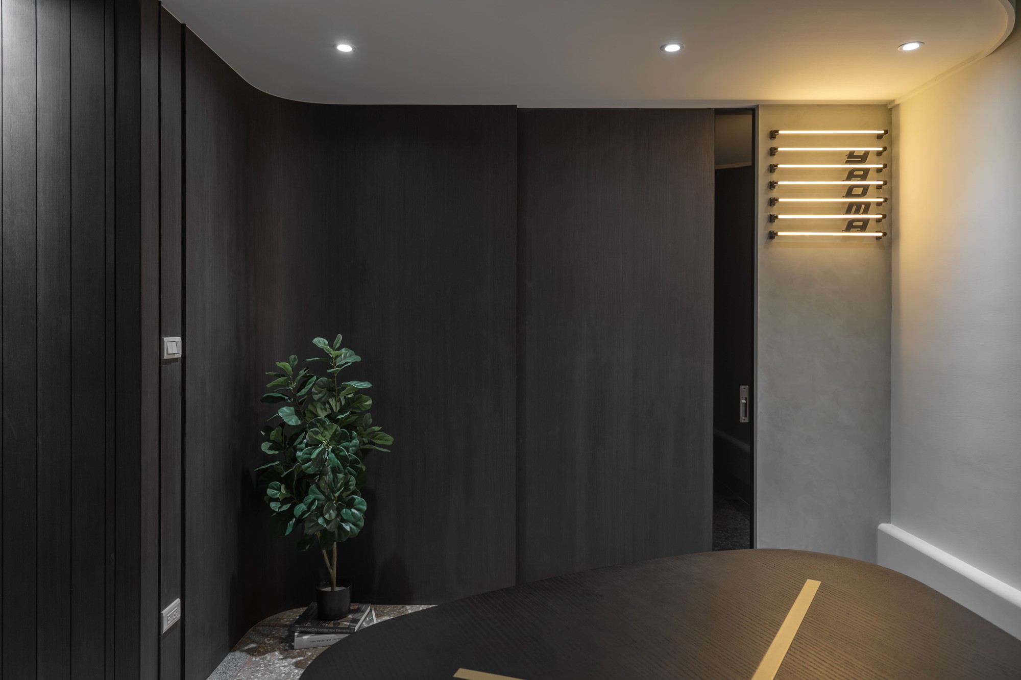 006 YAOMA Office — 05