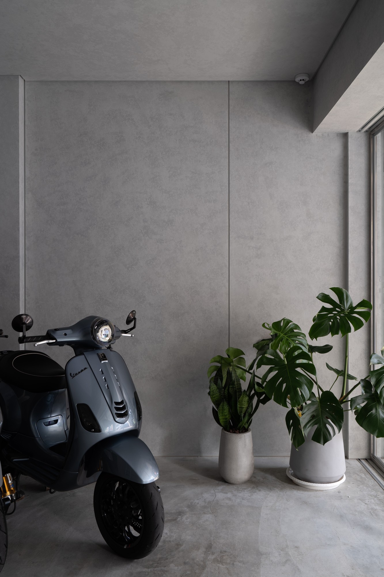 017 AND Vespa — 03