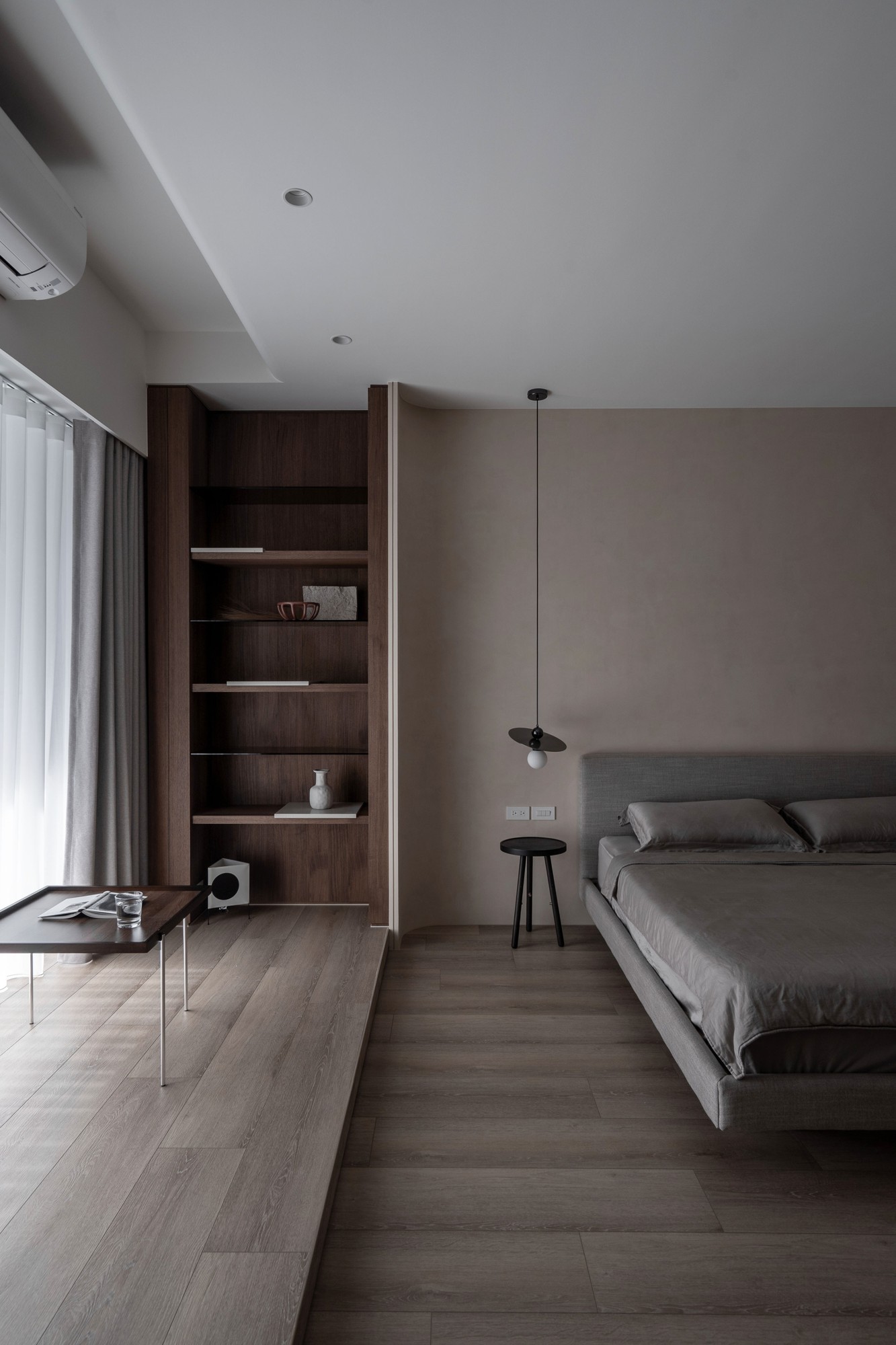 021 Residence O — 24