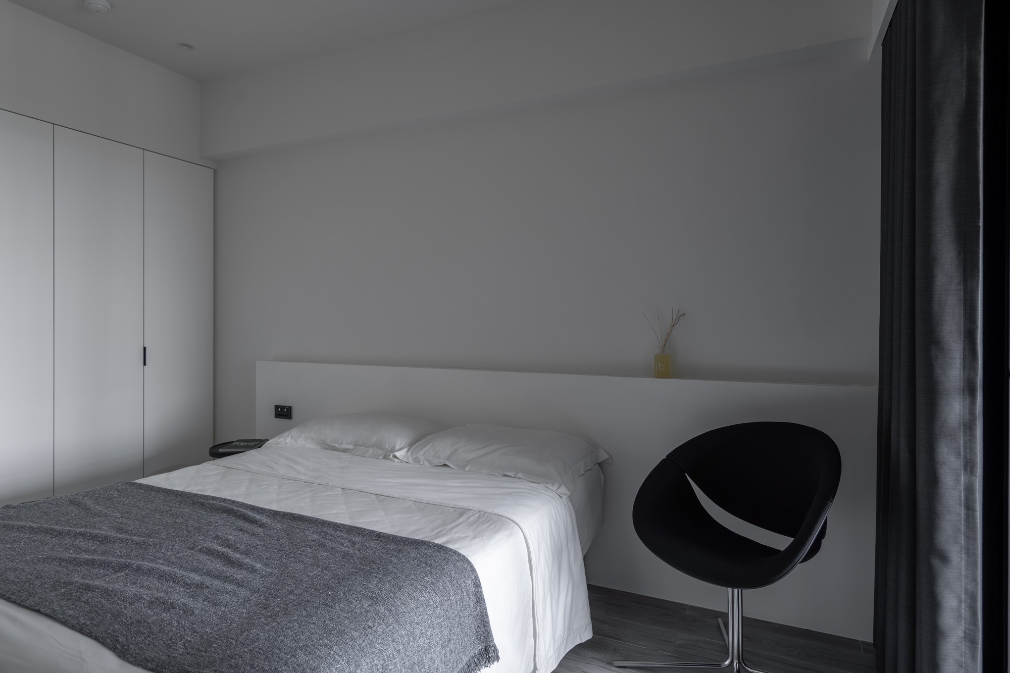 022 Residence H — 07