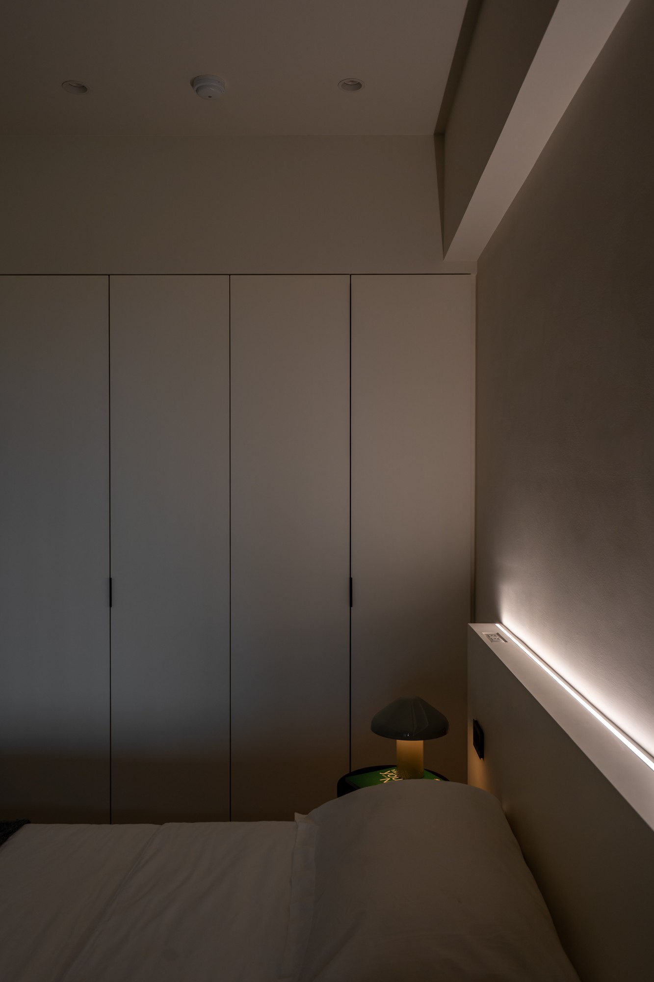 022 Residence H — 11